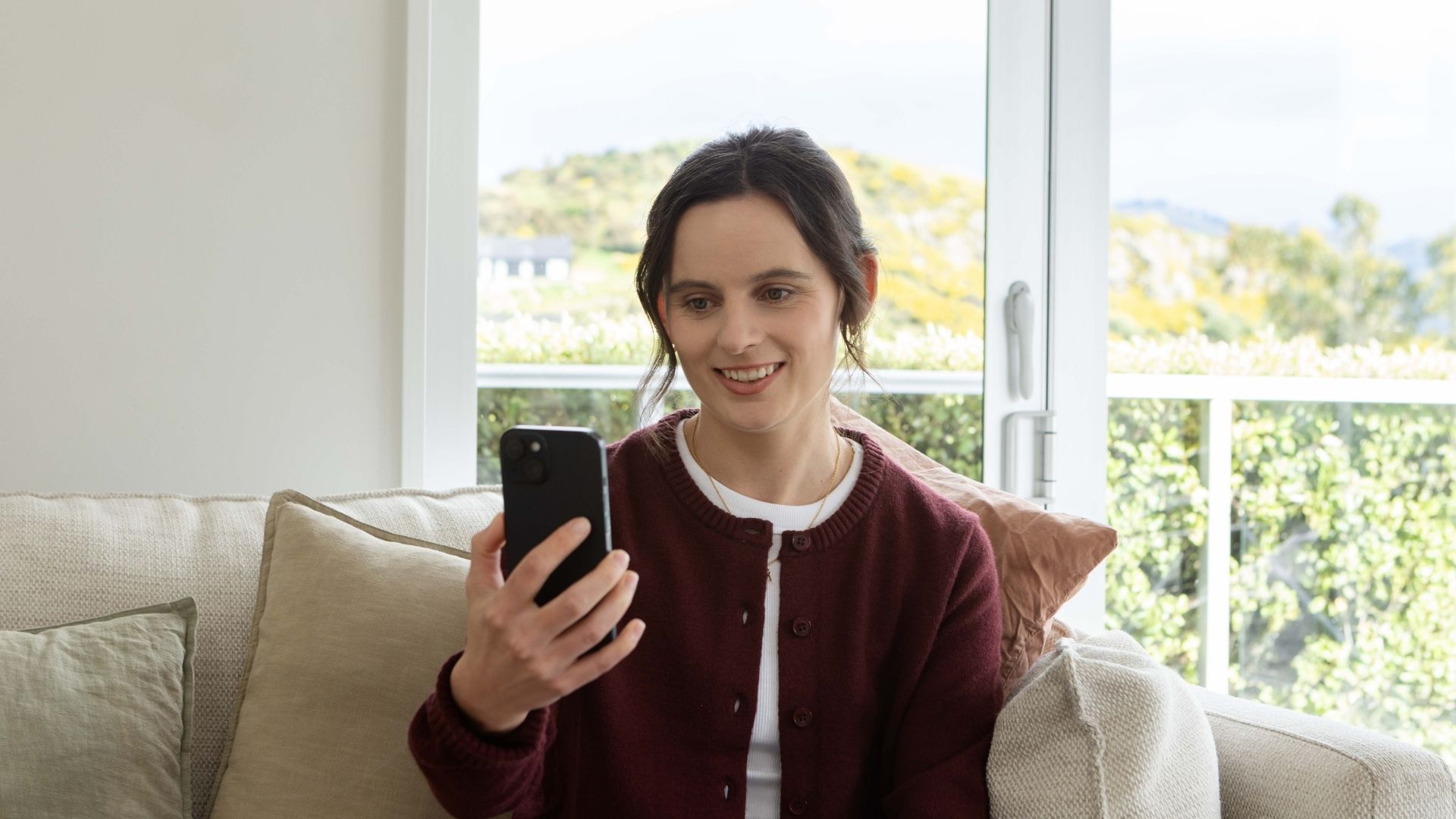 Learner reflecting on all she's achieved with UC Online in 2025