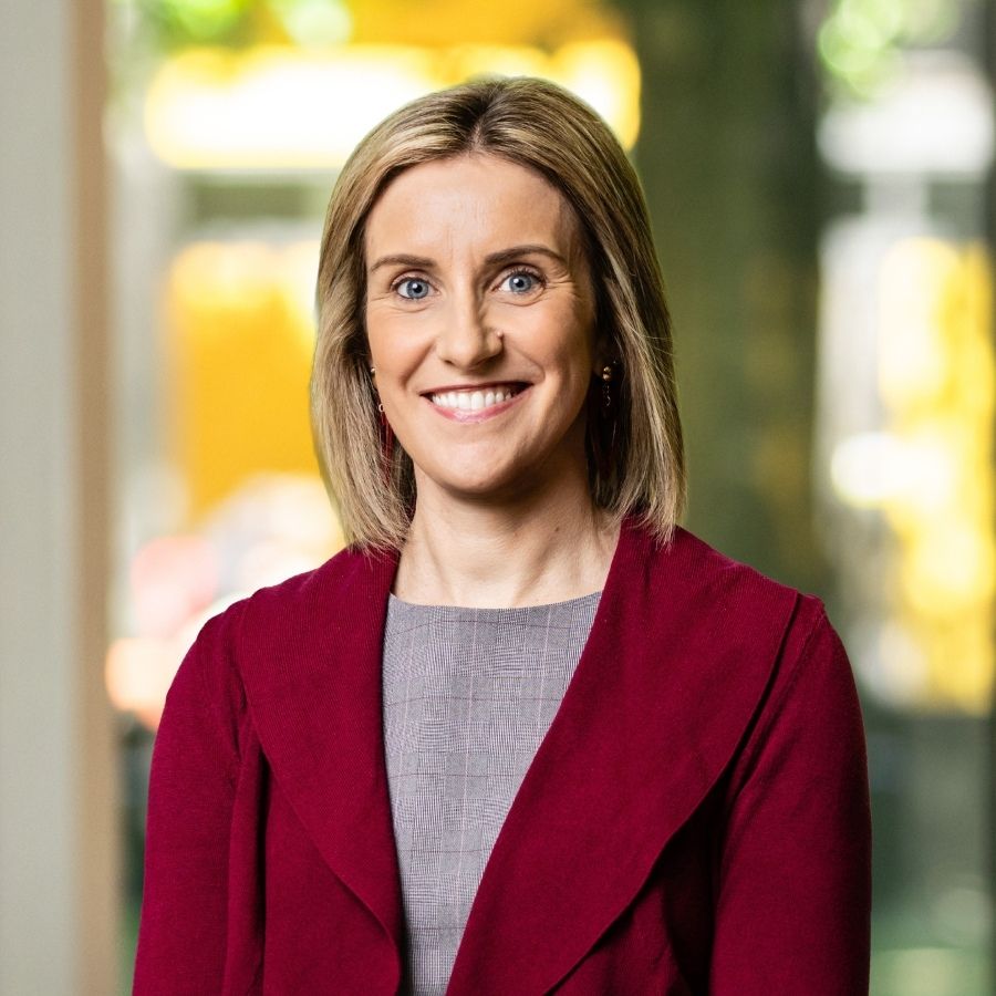 Headshot of Dr Lisa Furlong, senior lecturer and contributor to the Postgraduate Certificate in Structured Literacy